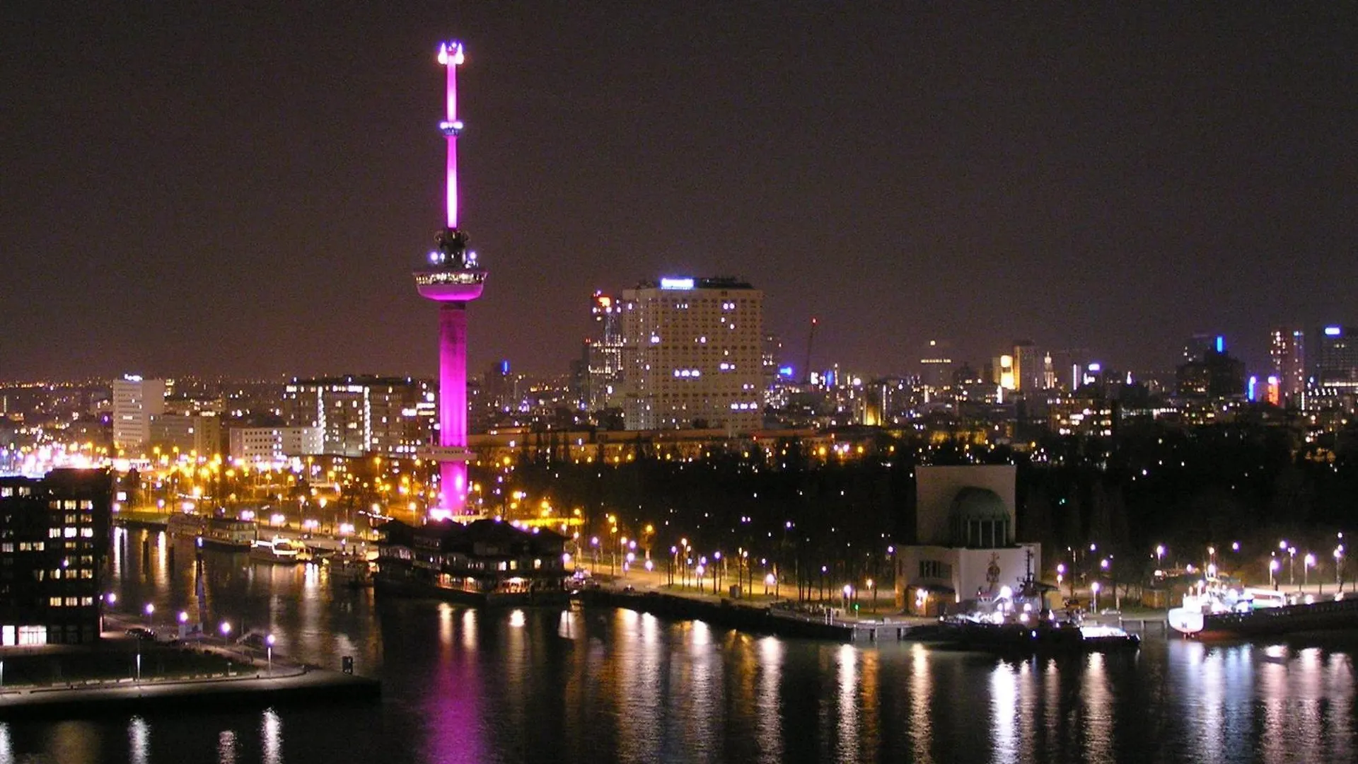 Urban Residences Rotterdam Hotel apartamentowy